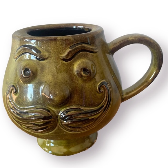 Vintage Holiday Designs USA Green Handlebar Mustache Ceramic Shaving Mug - Picture 1 of 15